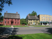 Joseph Webb and Isaac Stevens Houses, Wethersfield, Connecticut, USA. Built in 1781 and 1789 respectively.