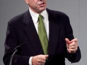 English: Michael Eisner speaking at The UP Experience 2010 in October 2010.