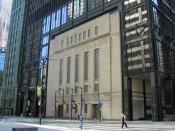 Toronto Stock Exchange Español: Vista exterior del Toronto Stock Exchange, en la Bay Street.