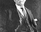 English: Minor Cooper Keith, (January 19, 1848; June 14, 1929), american bussines-man, railroad, fruit (bananas), and shipping magnate whose business activities had a profound impact in Central America and Colombia in XIX Century. Español: Minor Cooper Ke