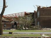 English: Greensburg, KS, 5-16-07 --- Greensburg High School was destroyed by the F5 tornado that left some 95 percent of the community in ruin May 4, 2007. FEMA Photo by Michael Raphael