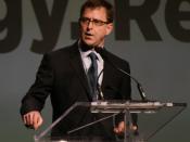 English: Adrian Dix addresses crowd at NDP Leadership Convention, 2011.