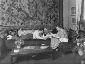 Fritz Lang and his wife Thea von Harbou in their Berlin apartment, in 1923 or 1924 (which is, when the script for Metropolis was prepared). The photograph is from a series about this famous couple and their suite which was published in 