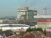 English: The Kraft Factory A familiar site on the skyline of Banbury of cloud manufactured by the Kraft Factory.