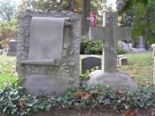 English: The grave of Herman Melville in Woodlawn Cemetery, Bronx, NY