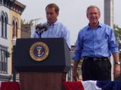 (en) John Boehner and President Bush in Troy, Ohio for the 2004 Presidential Campaign on September 15, 2003 (de) John Boehner und George W. Bush auf einer Wahlkampfveranstaltung für die Präsidentschaftswahl 2004 in Troy (Ohio) am 15. September 2003