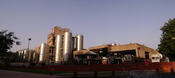 English: Amul Plant at Anand featuring the High capacity Milk Silos