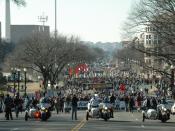 English: March for Life crowd shot of the beginning of the march in Washington, D.C. taken January 22, 2009. This year's weather was 42 degrees and clear, bringing crowds in the tens of thousands, according to the Associated Press and upward of 420,000 (e