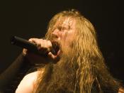 English: Johan Hegg, the vocalist of the Swedish heavy metal band Amon Amarth performing on July 21, 2009 at the Citibank Hall, São Paulo, Brazil
