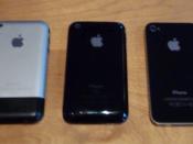English: Left to right: iPhone, iPhone 3G, iPhone 4.