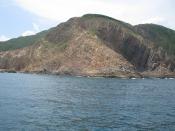 中文: 香港東面一帶離島的沉積岩