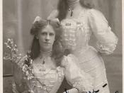 Photographic postcard of Aileen and Doris Woods, New Zealand Twins