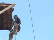 Bahasa Indonesia: Evacuation Ladder adalah salah satu challenging game yang ada dilokasi TOP untuk mengajarkan peserta training menyelaraskan keseimbangan gerakan badan dan keberanian mengalahkan rasa takut dalam menyelesaikan sebuah tugas individual deng