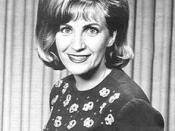 Black-and-white publicity photo of American country music singer Skeeter Davis (1931-2004)