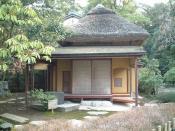 A Japanese tea house which reflects the wabi-sabi aesthetic in Kenroku-en (兼六園) Garden