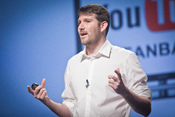 English: Photo of Eli Pariser at the PopTech 2010 conference in Camden, Maine