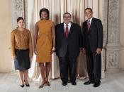 English: President Barack Obama and First Lady Michelle Obama pose for a photo during a reception at the Metropolitan Museum in New York with Khalid bin Ahmed bin Mohammed Al Khalifa, Minister of Foreign Affairs of the Kingdom of Bahrain, and H.E. Shaikha