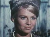 Cropped screenshot of Julie Christie from the trailer for the film Doctor Zhivago