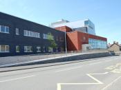 English: The new criminal justice centre at Caernarfon