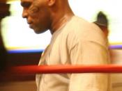 Français : Boxer Mike Tyson in the ring at Las Vegas, Nevada, ca. October 2006.