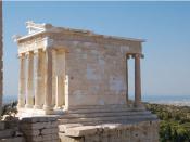 English: The temple of Athena Nike on the Acropolis of Athens. It was built in c. 410 BC. This picture was taken after the recent anastylosis which integrated spare parts of the temple, previously stored.