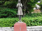 English: Statue of Sadako Sasaki, a middle school student 日本語: 佐々木禎子 銅像 - 幟町中学校