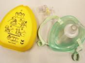 English: A CPR/Artificial respiration mask