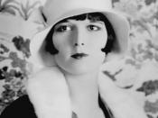 Actress Louise Brooks in 1927, wearing bobbed hair under a cloche hat