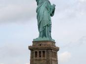 English: Statue of Liberty Gaeilge: Dealbh na Saoirse