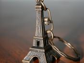A keychain of the Eiffel Tower.