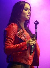 English: Joanna Levesque, better known as JoJo performing on the Joe Jonas & Jay Sean Tour as the opening act