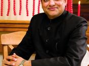 English: Dr. Partap Chauhan is an Indian Ayurvedic doctor and the pioneer of online Ayurvedic medicine.