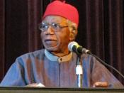 English: Chinua Achebe speaking at Asbury Hall, Buffalo, as part of the 