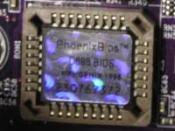 PhoenixBIOS D686. This BIOS chip is housed in a PLCC package, which is, in turn, plugged into a PLCC socket.