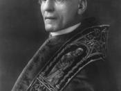 English: Pope Benedict XV Français : Photo de Benoît XV prise vers 1915.