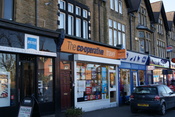 English: Co-operative travel agents on Street Lane in Roundhay. Taken on the afternoon of Saturday the 30th of January 2010.