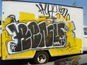 Graffiti on a truck: renuer