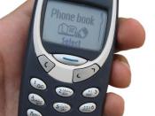 English: Nokia 3310 phone