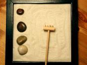 Picture of a Zen garden. Measures approximately 8 inches on each side. Picture taken on March 21, 2004 Released under the GFDL