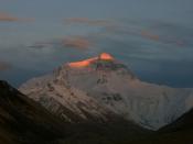The last rays of sunlight on Mount Everest on May 5, 2007.