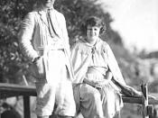 English: Black-and-white photographic portrait of writer F. Scott Fitzgerald and wife Zelda, taken at Dellwood, approximately a month before the birth of their daughter Scottie. Courtesy of the Minnesota Historical Society.