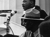 English: Dr. Martin Luther King giving his 