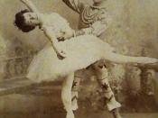 English: Photographic postcard of the ballerina Olga Preobrajenskaya (1871-1962) as the Sugarplum Fairy & the danseur Nikolai Legat (1869-1937) as Prince Coqueluche in the Imperial Ballet's original production of the choreographers Marius Petipa (1818-191