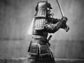 English: Armoured samurai with sword and dagger Français : Un samouraï en armure avec son épée et sa dague. Русский: Вооружённый самурай в доспехах, с мечом и кинжалом.