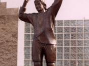 A statue, located outside Rexall Place in Edmonton, honouring Wayne Gretzky.