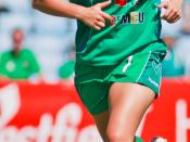 English: Ellie Brush playing for Canberra United in the 2009 Australian W-League.