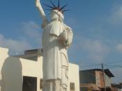 a copy of the statue of liberty in the village of Arrabe, Israel העתק של פסל החירות בכפר עראבה בגליל