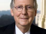 English: Official photo cropped of United States Senator and Minority Leader Mitch McConnell (R-KY)