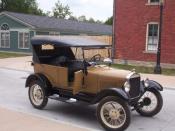 English: Picture of non-black 1927 Model T at Greenfield Village