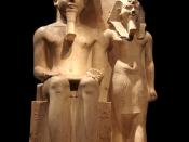 English: A well preserved statue of pharaoh Horemheb with the god Amun from the Egyptian Museum of Turin.